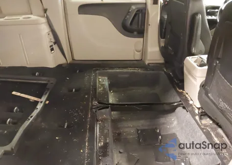 2015 Chrysler Town & Country Touring-L из США, поврежденный, VIN 2C4RC1CG2FR573297